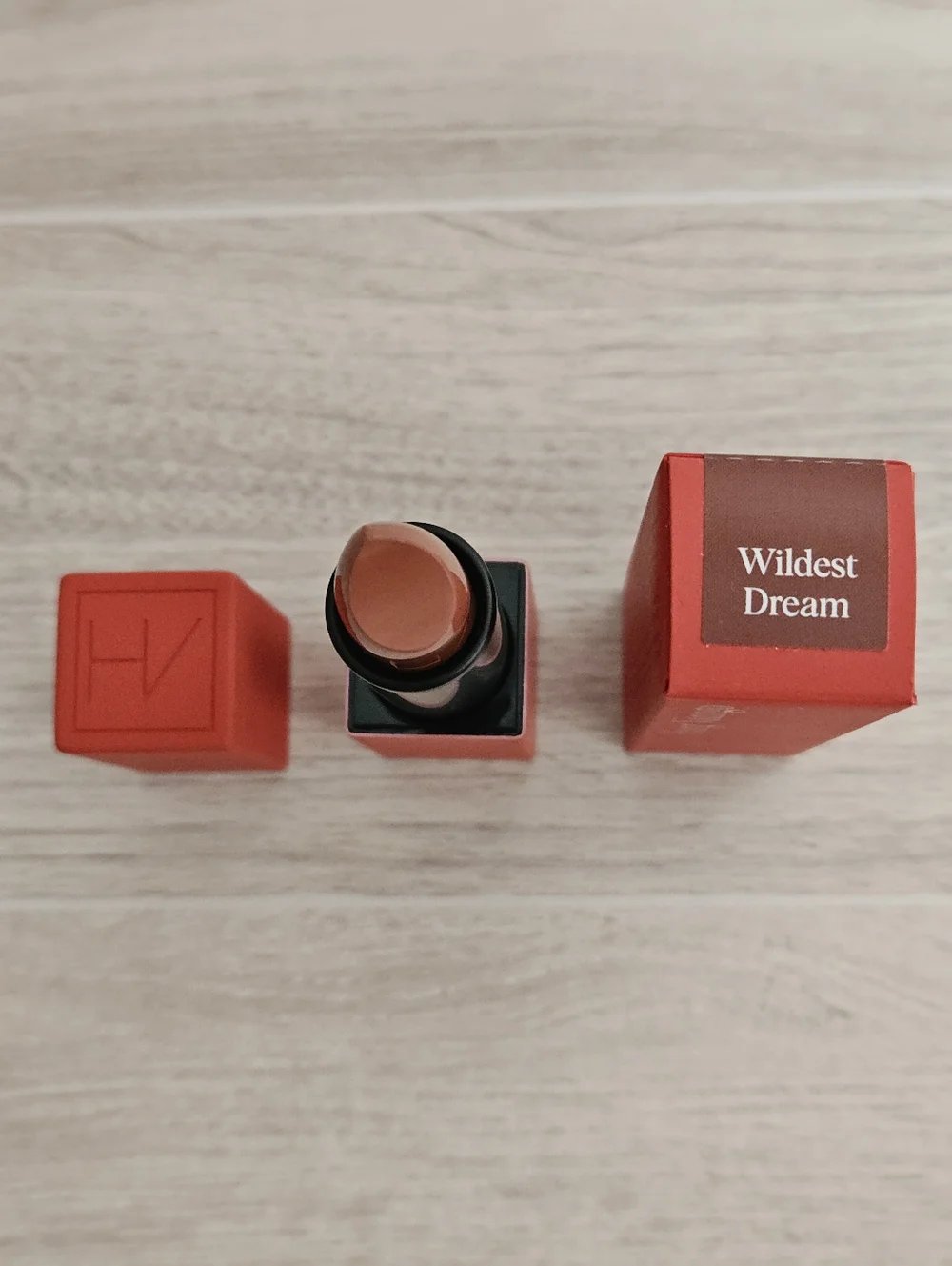 Hung Vanngo Creamy Matte Lipstick -Wildest Dream NEW